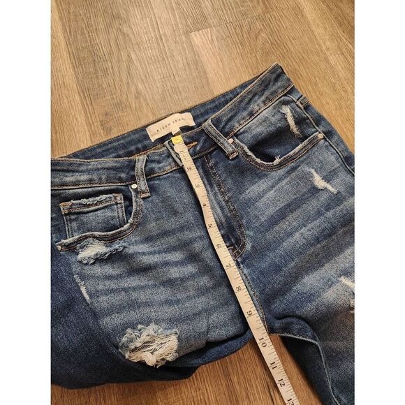 Risen Sequin Mid-rise Straight leg jean stretch cotton blend denim size 27x28 - Picture 8 of 10